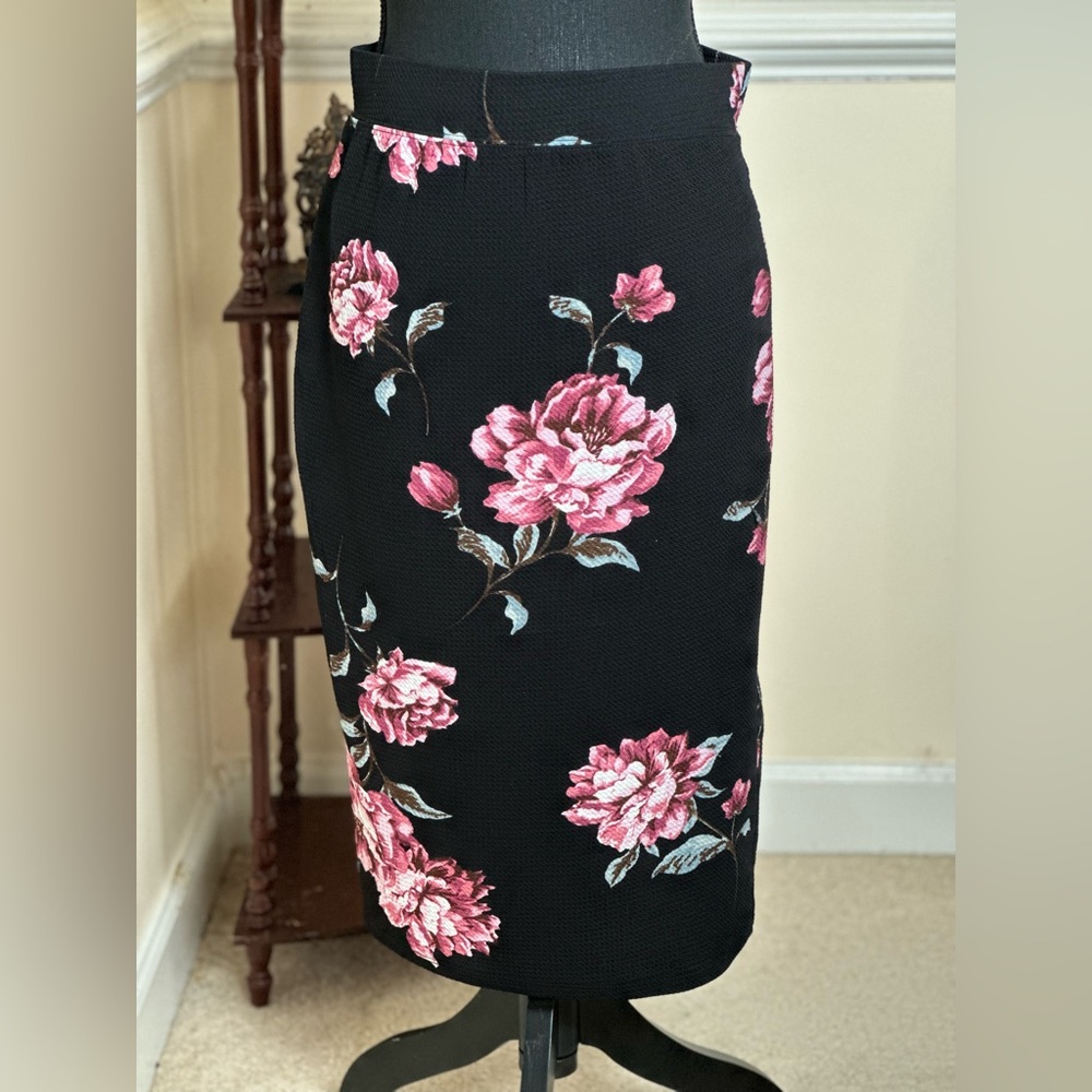 Floral Print Knee Length Fitted Style Pencil Skirt